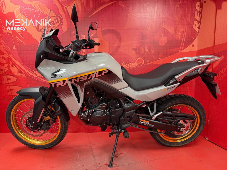 Honda Transalp 750 - ANNECY