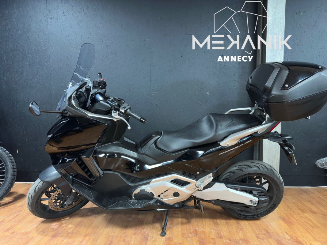 HONDA FORZA 750 MEKANIK  ANNECY 